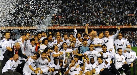 斯卢茨基作 斯卢茨基作