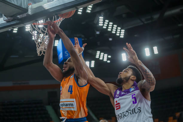 他们还需克 他们还需克